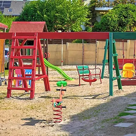 Aga Domki-bezplatny Parking Lodge Rewal